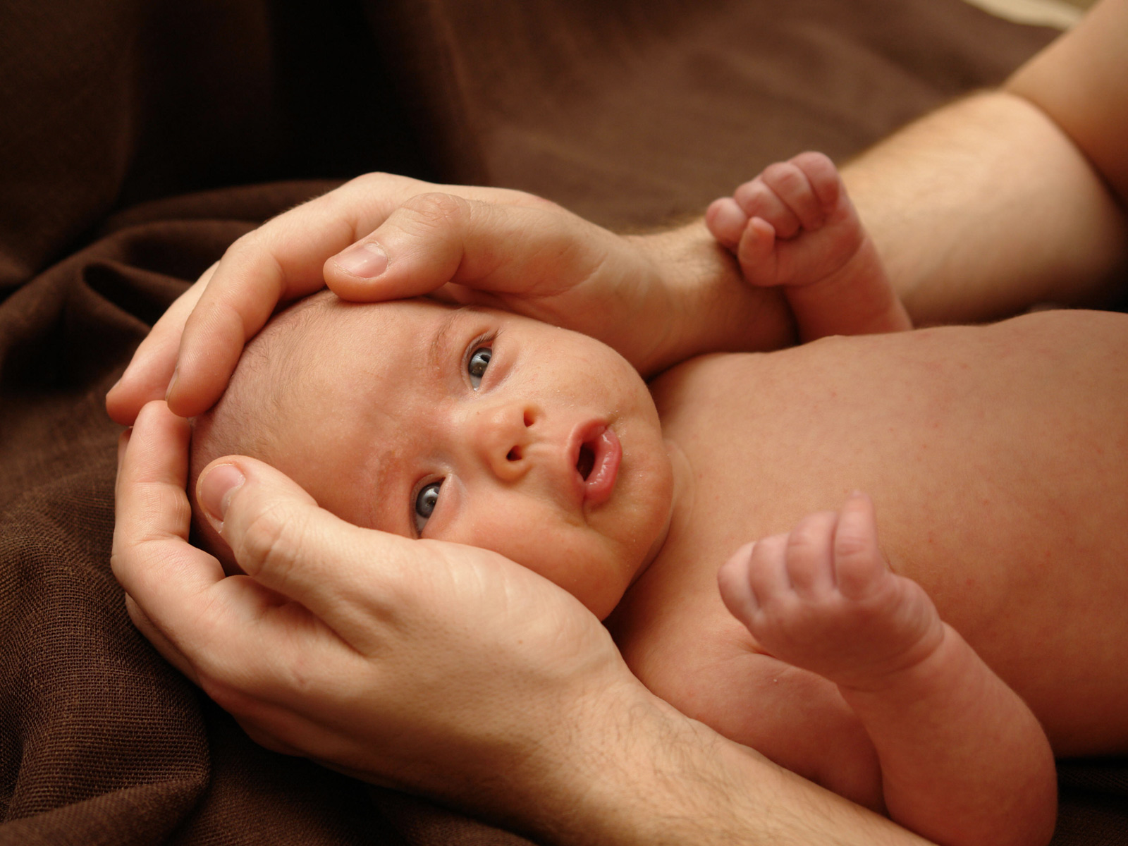 Fetuste Kafanın Küçük Olması Durumu (Mikrosefali)